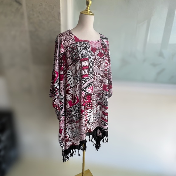 0070/ Red Black Colorful Poncho With Fringe , Loose Top - Picture 9 of 11